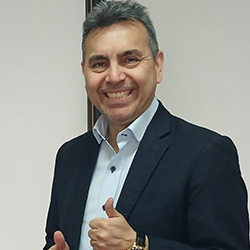 Engelbert González Pineda - Creador de Mentoring 360